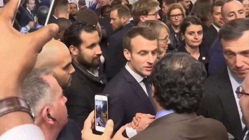 Klesající popularita francouzského prezidenta