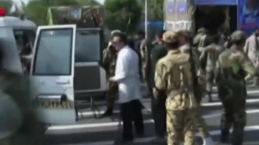 Střelba na vojenské přehlídce v Íránu