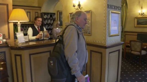 Praha láká více turistů