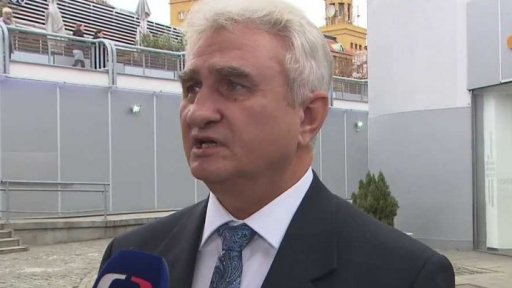 Kandidáti na post předsedy Senátu