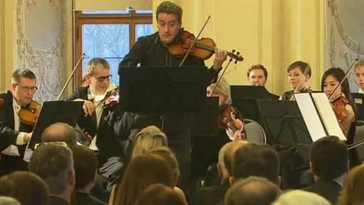 Houslista Baráti v Praze