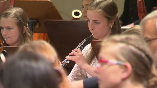 Mistři a studenti hudby na jednom pódiu