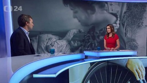 Víc peněz pro asistenty