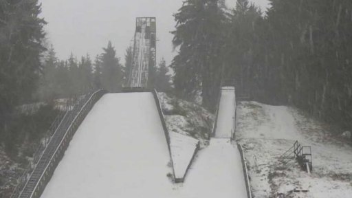 Co se dá dělat s chátrajícími skokanskými můstky