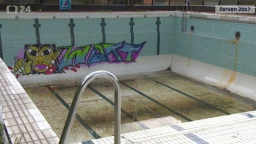 Bazén hotelu Thermal ničí vandalové