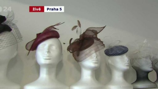 Klobouk: povinnost na královské svatbě