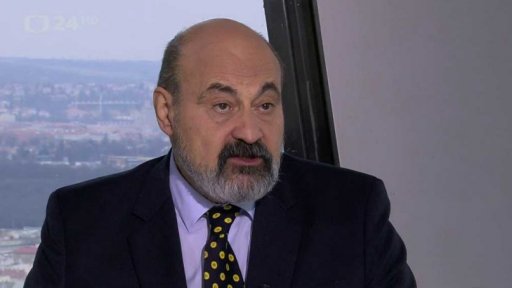 Cyril Höschl, psychiatr, ředitel Národního ústavu duševního zdraví; Tomáš Halík, teolog, filozof, profesor FF UK; Jan Kysela, ústavní právník, Právnická fakulta Univerzity Karlovy