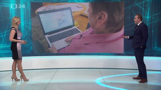 Za kulisy: Další problémy Facebooku