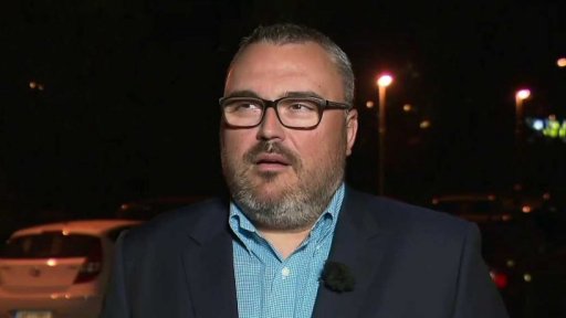 Trojboj: Trump na Twitteru, trhy v pozoru