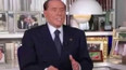Návrat Silvia Berlusconiho + rozhovor s A. Pierallim