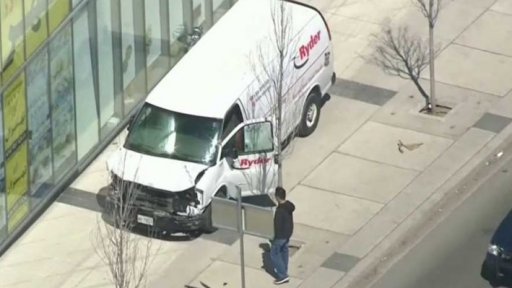 V Torontu najela dodávka do lidí