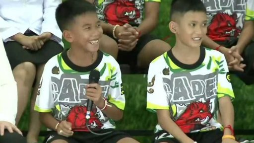 Zachránění školáci veřejně promluvili