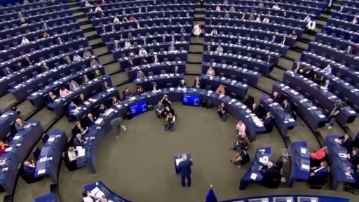 Finanční náhrady europoslanců