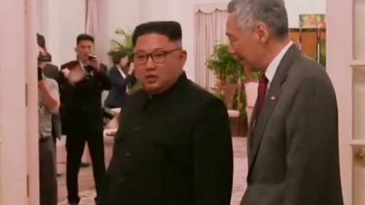 Lídři USA a KLDR v Singapuru