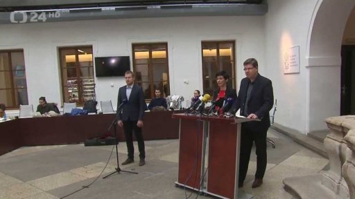 Debata o změnách služebního zákona