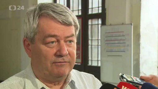 Jednání o ústupcích komunistům