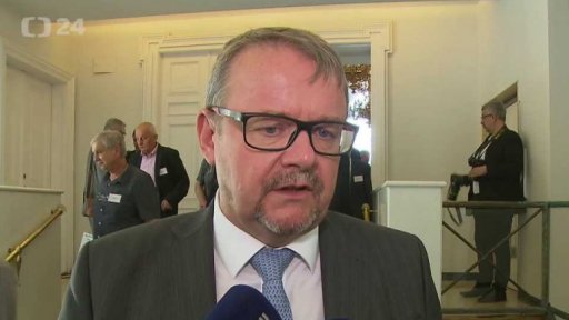 Peníze na výstavbu silnic