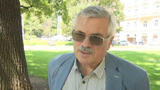 Manipulace s nemocničními zakázkami