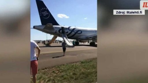 Evakuace cestujících z letadla ČSA