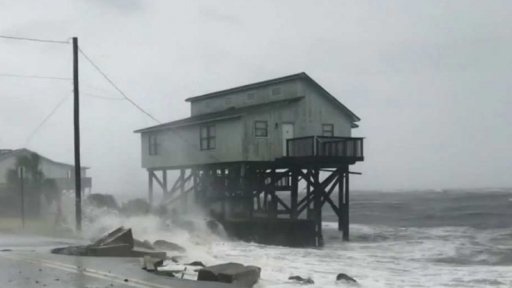 Hurikán Michael zasáhl pobřeží Floridy