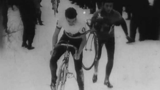 Mistrovství v terénní cyklistice zkomplikoval sníh (1959)