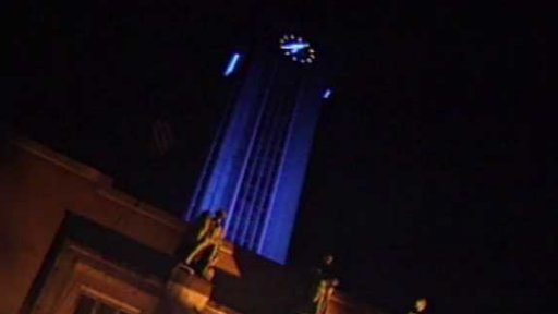 Zmizení věže ostravské radnice (1995)