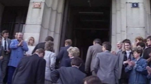 Prezident navštívil studenty (1990)