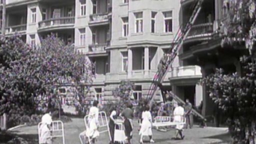 Porodnice v Podolí (1948)