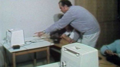 Kroužek výpočetní techniky pomáhá zubnímu lékaři (1988)