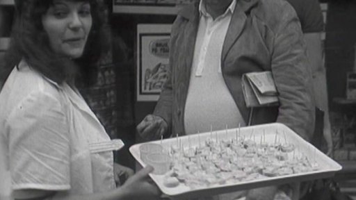 Ochutnávka potravin a nápojů vhodných pro horké letní dny (1972)