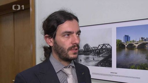 První zasedání nové rady