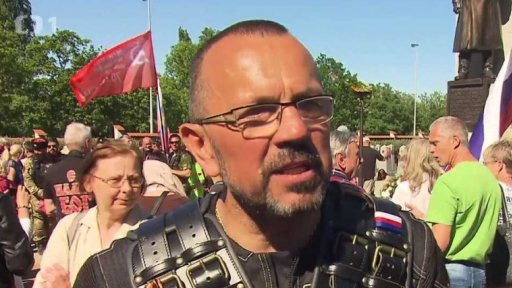 Problémová bezstarostná jízda