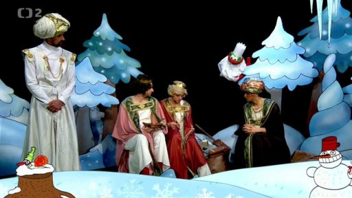 Králové vyvolají z lampy džina a přejí si, aby byli hned v Betlémě. Mufa sebou nevezmou a ten se rozhodne je přivolat za pomoci džinova kouzlení zpět!