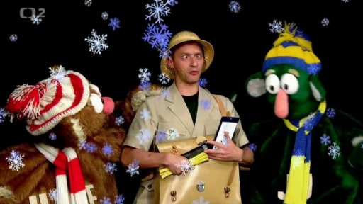 Žán Pól vyzvídá u Jůheláků, kde je zpívající sněhulák.