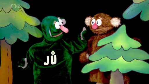 Mufánek si připravil na nekňubáky pěknou zlobišárnu. Předstírá, že je koloušek.