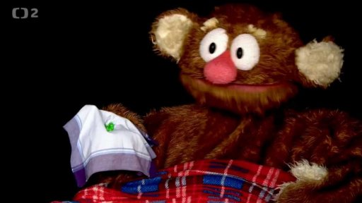 Hele opravdu naříká, myslí si, že je nemá nikdo rád. Fámula a Muf se rozhodnou, že Hele rozveselí.