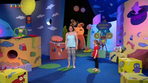 2. vstup: Děda Láďa, Fanynka, Hanka a děti