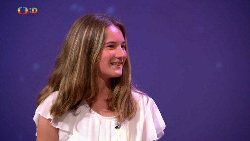 Host: Zlatý oříšek - Denisa Peričová