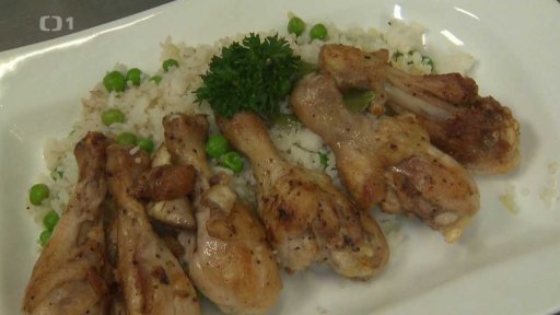 Grilované paličky s hráškovou rýží