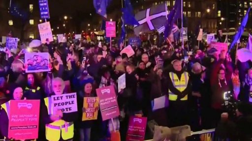 Hlasování o nedůvěře britské vládě