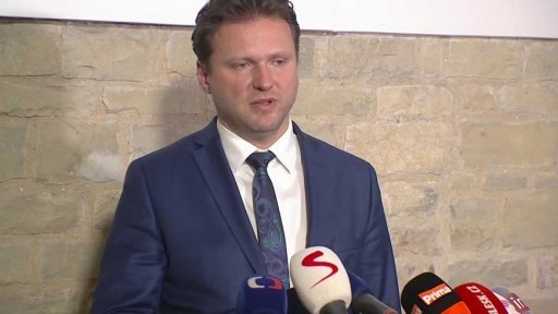 Schůzka ústavních činitelů k zahraniční politice