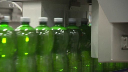 Debaty nad zálohováním PET lahví