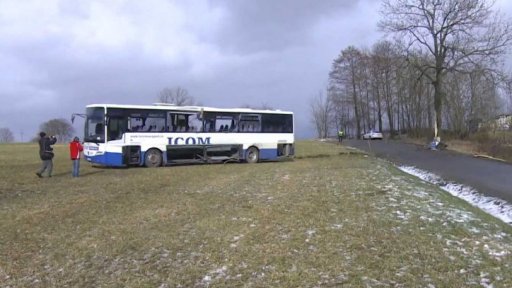 Na Jihlavsku odpoledne havaroval linkový autobus