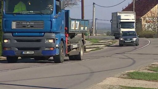 Speciální práh pro zpomalení řidičů