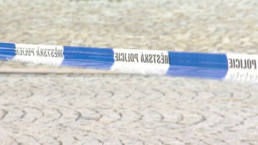 Uzavření náměstí v Hranicích na Moravě kvůli věžičce kostela v havarijním stavu