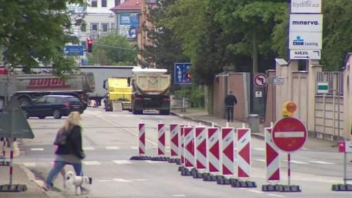 Uzavírka Mánesovy ulice v Českých Budějovicích