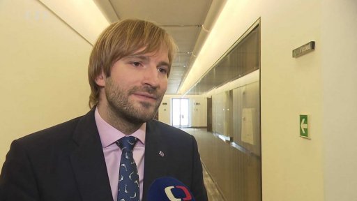 Koaliční neshody kvůli proplácení obrouček a čoček