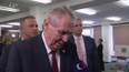 Miloš Zeman odvolil jako jeden z prvních