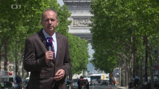 Soud s mužem,který napadl francouzského filozofa