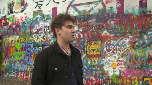 Nápisy z Lennonovy zdi zmizí